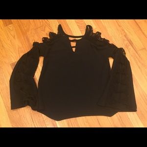 Hail3y 23 Black Long sleeve Lace Cut Out Top Small